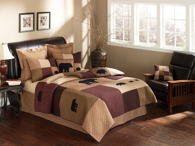 Logan Bear design bedding - Black bears appliqued on an autumn  themed quilt